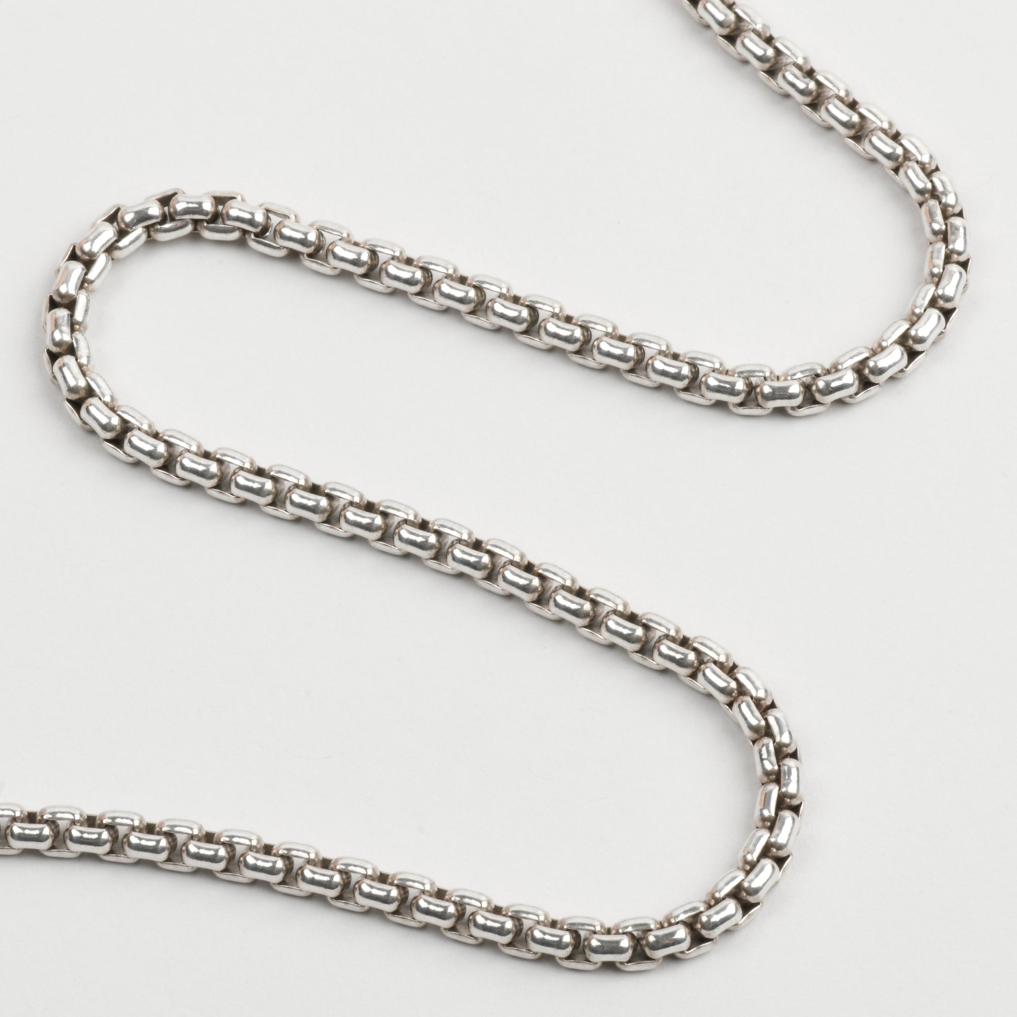 Mari Chain Necklace