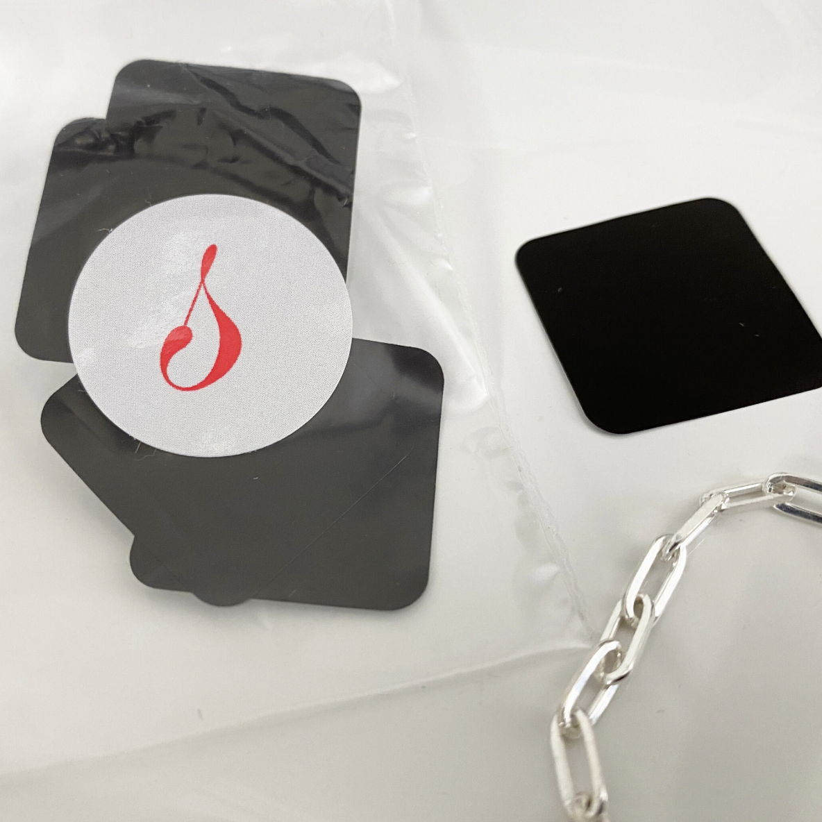 black tarnish prevention tabs for silver jewelry by Sincerely Chain Co.